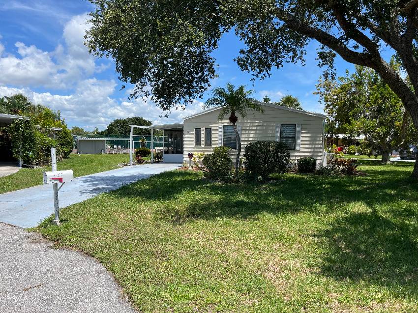 1169 Kingston Way a Venice, FL Mobile or Manufactured Home for Sale