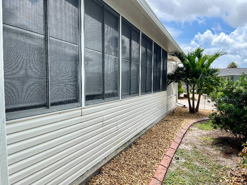 999 Desirade a Venice, FL Mobile or Manufactured Home for Sale