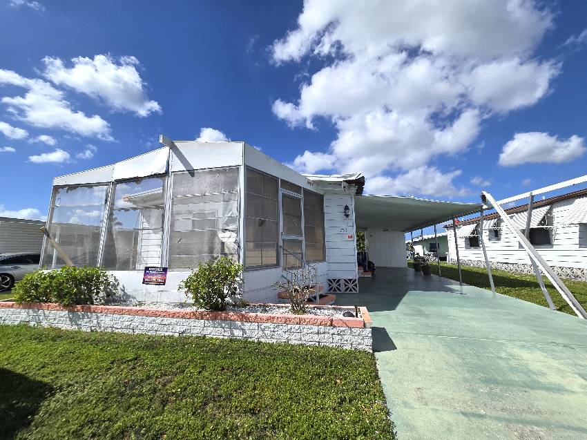 Mobile home for sale in Bradenton, FL