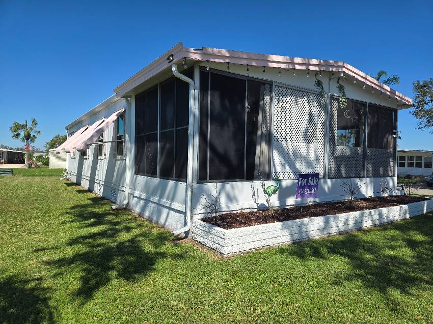 7512 Morningside Dr a Ellenton, FL Mobile or Manufactured Home for Sale