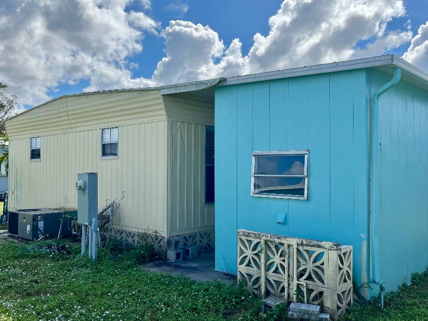 925 Kenoma a Venice, FL Mobile or Manufactured Home for Sale