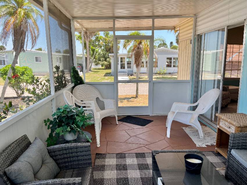 925 Kenoma a Venice, FL Mobile or Manufactured Home for Sale