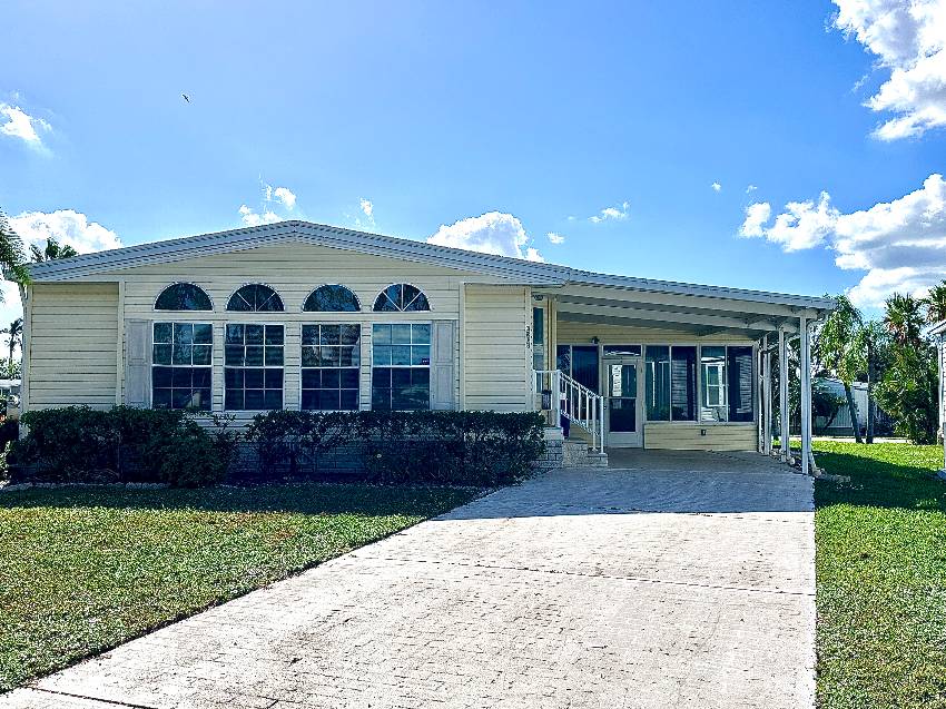 Mobile home for sale in Ellenton, FL