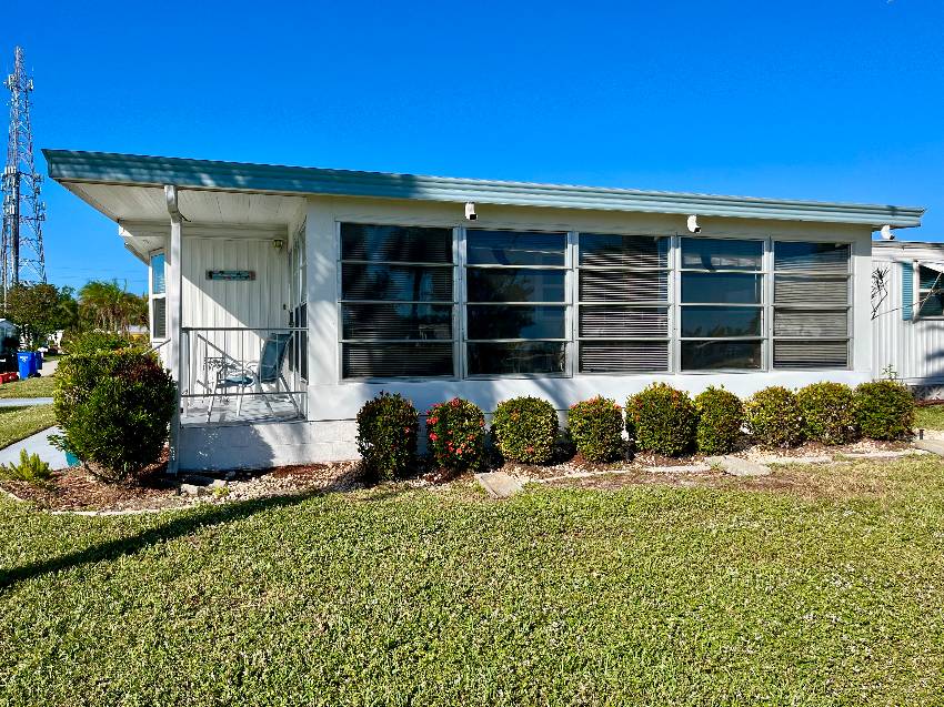 937 Windemere a Venice, FL Mobile or Manufactured Home for Sale