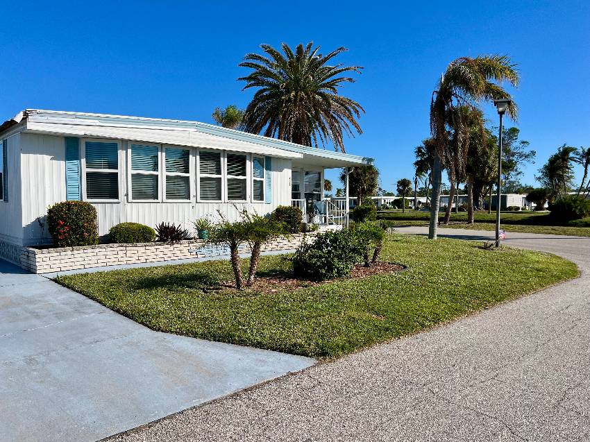 937 Windemere a Venice, FL Mobile or Manufactured Home for Sale