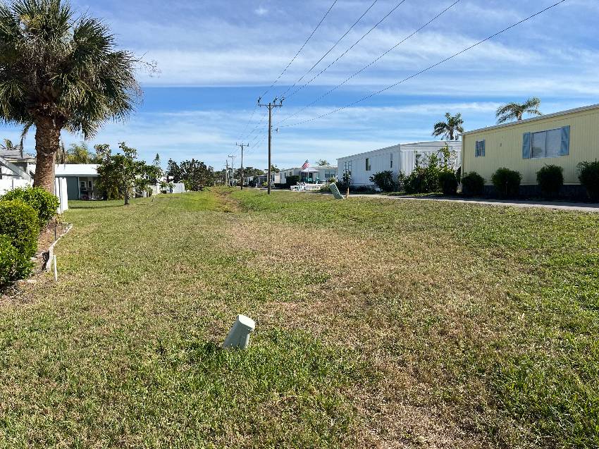 1308 S Indies Cirle a Venice, FL Mobile or Manufactured Home for Sale