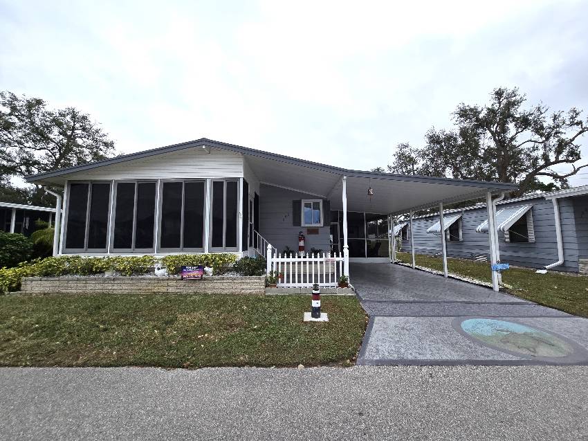 Mobile home for sale in Bradenton, FL