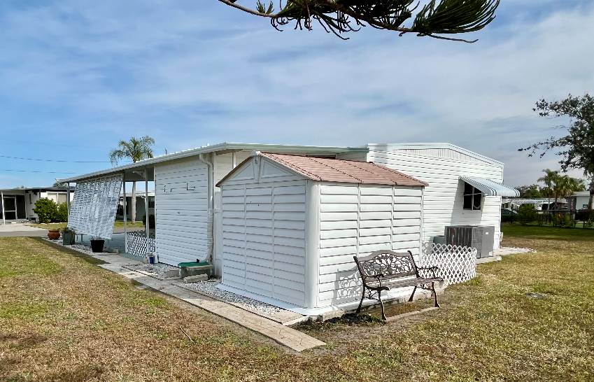 23 Imperial Ave a Palmetto, FL Mobile or Manufactured Home for Sale