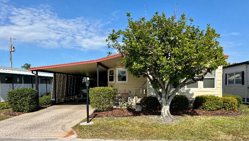 Mobile home for sale in Palmetto, FL