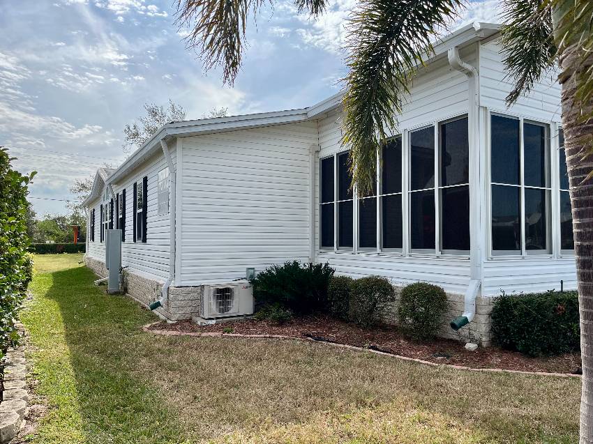 2703 86th St E a Palmetto, FL Mobile or Manufactured Home for Sale