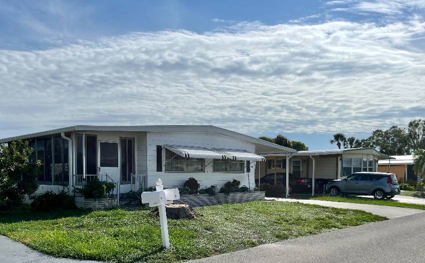 962 Orinoco E a Venice, FL Mobile or Manufactured Home for Sale