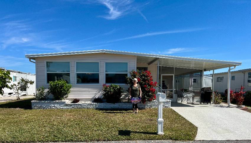 83 Azalea St a Nokomis, FL Mobile or Manufactured Home for Sale