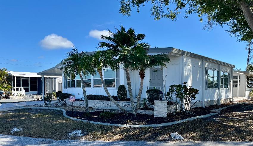 872 Zacapa a Venice, FL Mobile or Manufactured Home for Sale