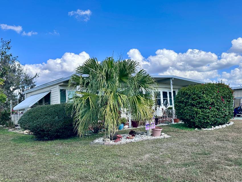 7624 Kings Drive a Ellenton, FL Mobile or Manufactured Home for Sale