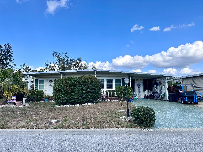 7624 Kings Drive a Ellenton, FL Mobile or Manufactured Home for Sale