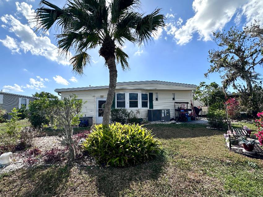 7624 Kings Drive a Ellenton, FL Mobile or Manufactured Home for Sale