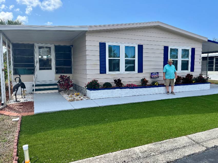 Mobile home for sale in Bradenton, FL