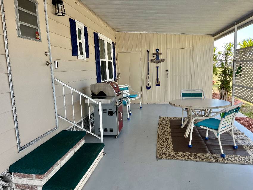 194 Guava Circle a Bradenton, FL Mobile or Manufactured Home for Sale