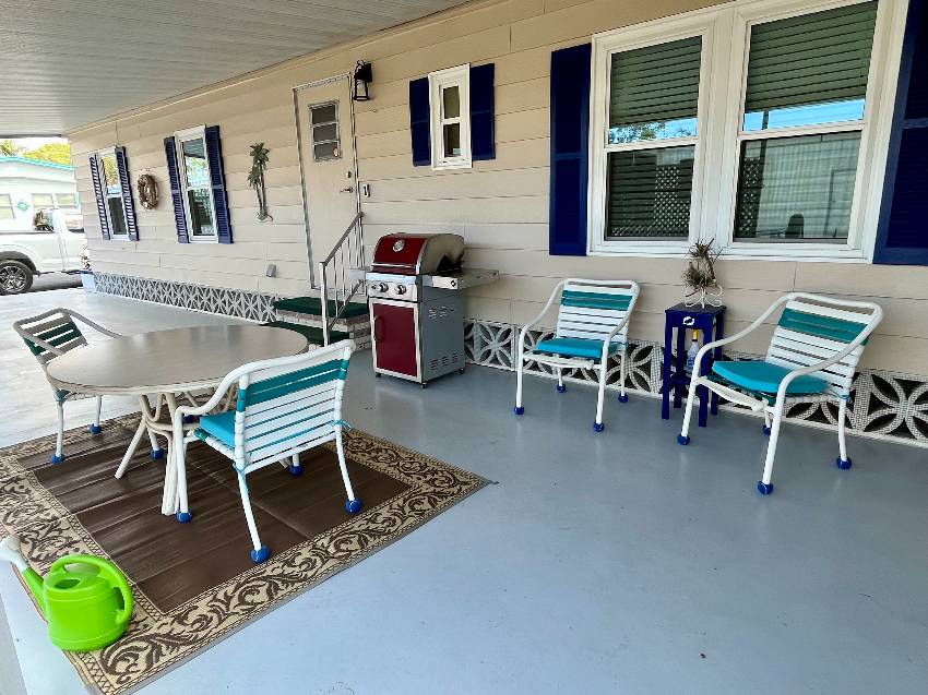 194 Guava Circle a Bradenton, FL Mobile or Manufactured Home for Sale