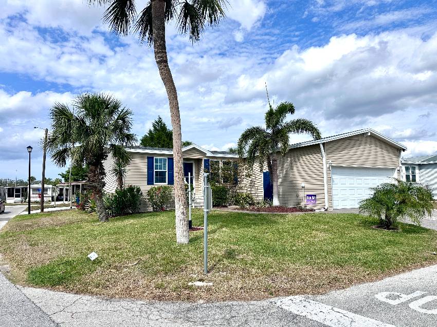 306 Ameland Drive a Ellenton, FL Mobile or Manufactured Home for Sale