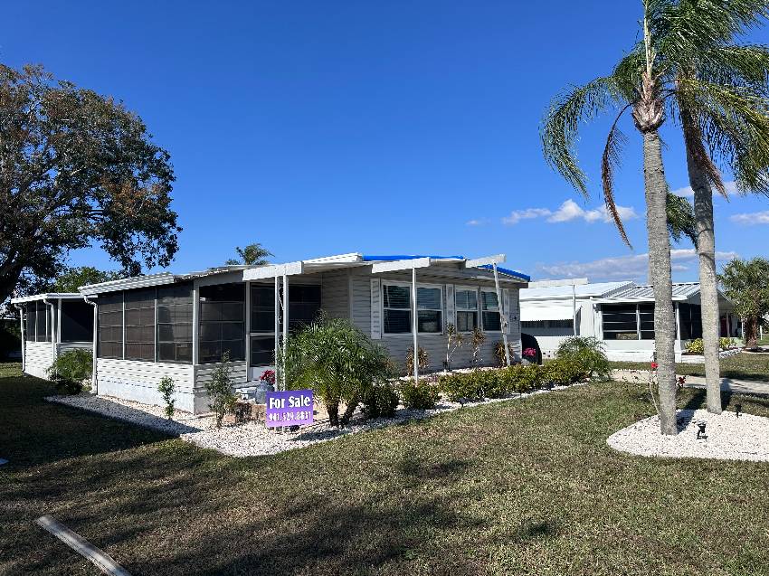 7816 Lakeshore Drive a Ellenton, FL Mobile or Manufactured Home for Sale