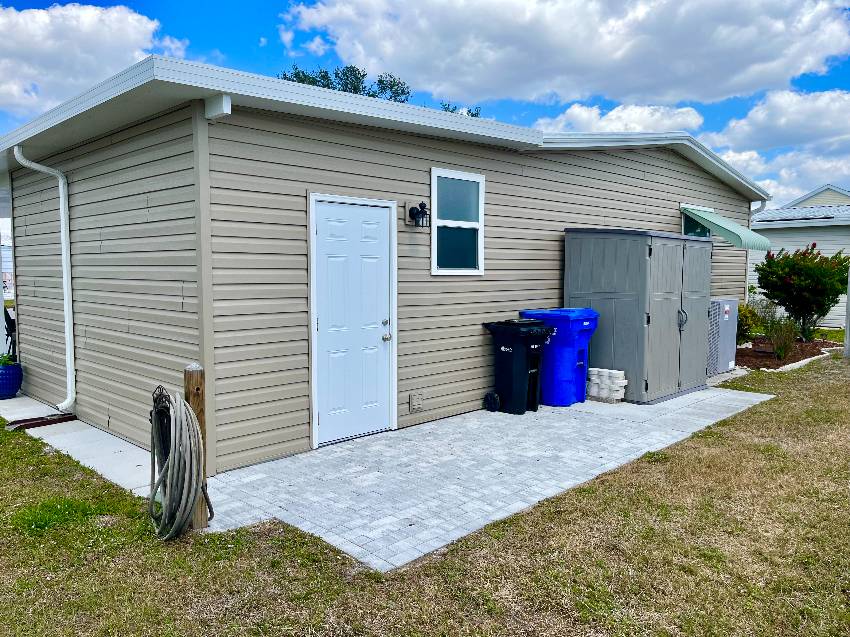 912 Zacapa a Venice, FL Mobile or Manufactured Home for Sale