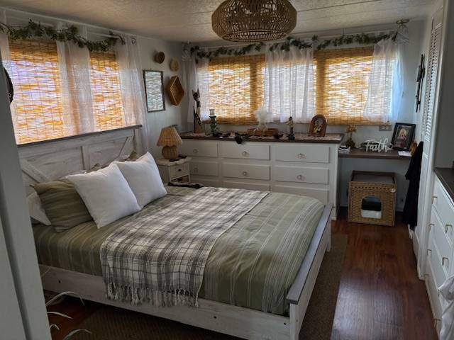 4 Apple Ave a Bradenton, FL Mobile or Manufactured Home for Sale