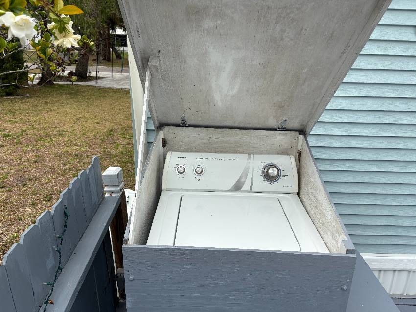 1300 N River Rd Lot W82 a Venice, FL Mobile or Manufactured Home for Sale