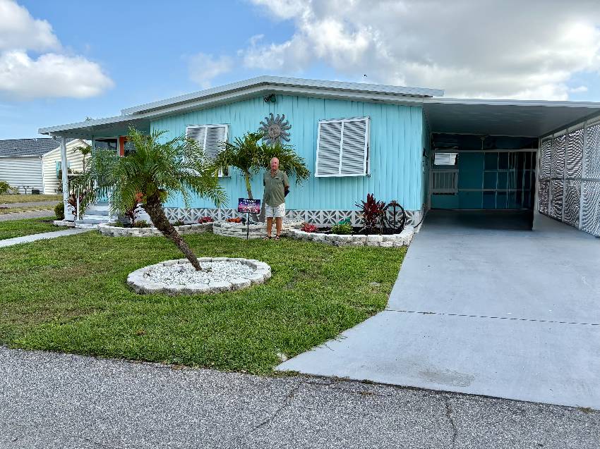 955 Bonaire a Venice, FL Mobile or Manufactured Home for Sale