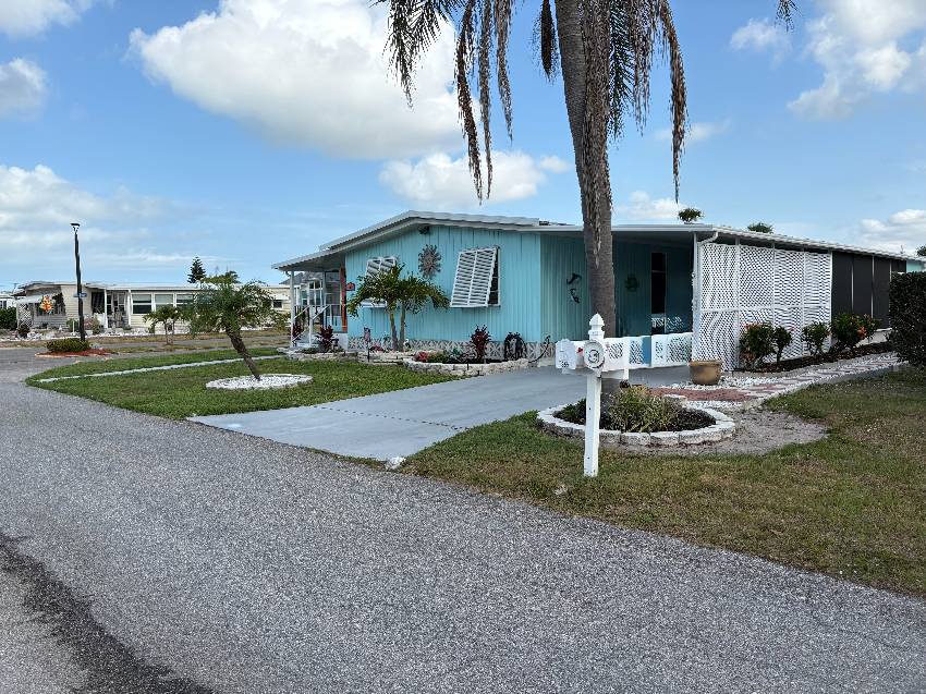 955 Bonaire a Venice, FL Mobile or Manufactured Home for Sale