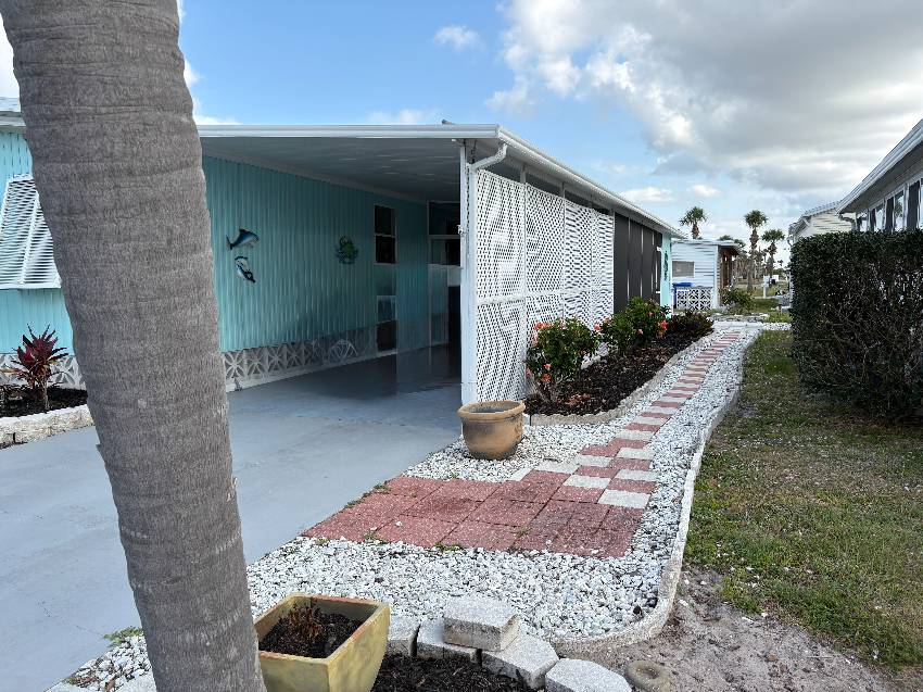 955 Bonaire a Venice, FL Mobile or Manufactured Home for Sale