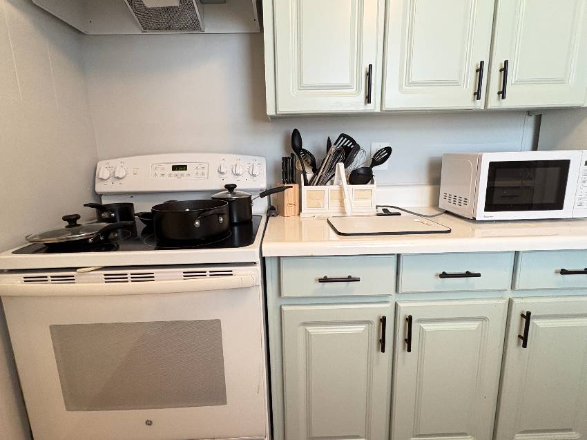 955 Bonaire a Venice, FL Mobile or Manufactured Home for Sale