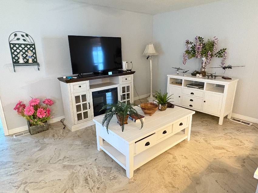 955 Bonaire a Venice, FL Mobile or Manufactured Home for Sale