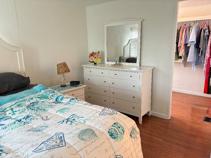 955 Bonaire a Venice, FL Mobile or Manufactured Home for Sale