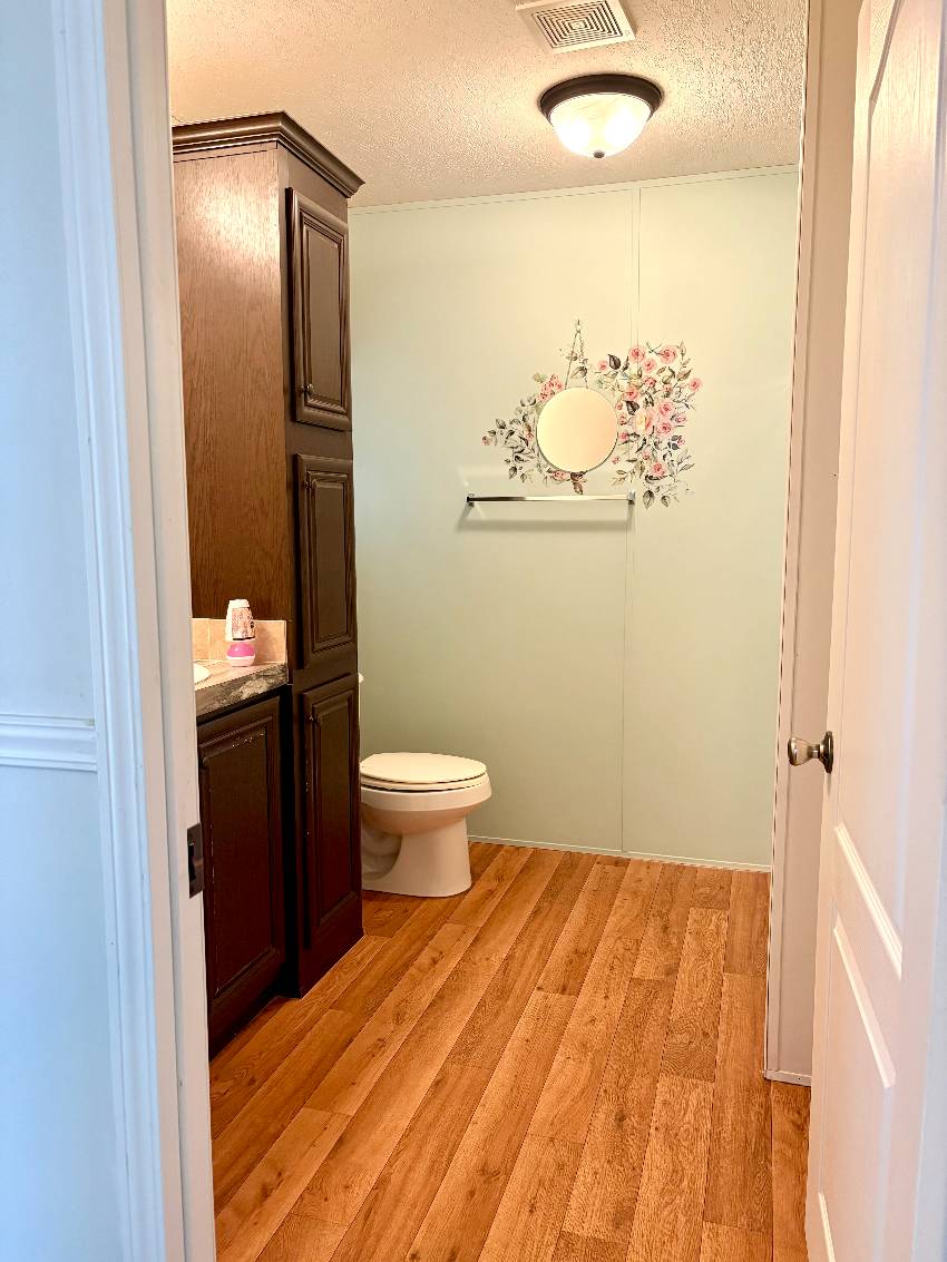 1303 S Indies Cir a Venice, FL Mobile or Manufactured Home for Sale