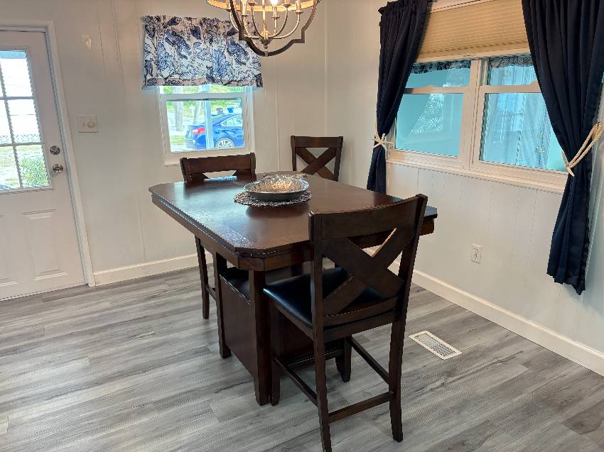 916 Roseau a Venice, FL Mobile or Manufactured Home for Sale