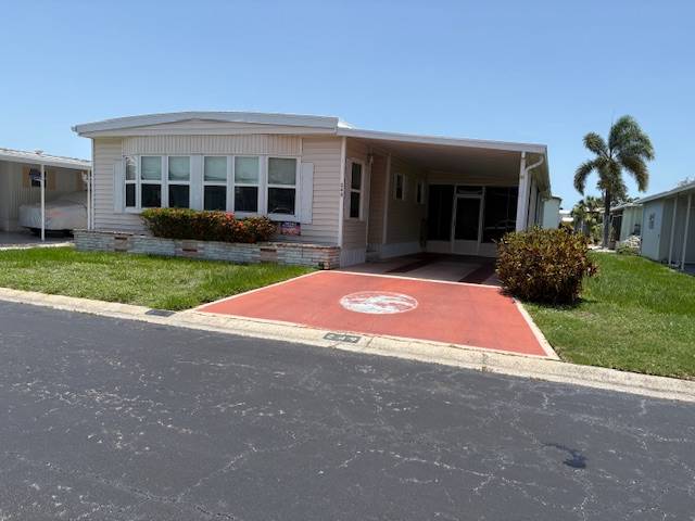 Mobile home for sale in Bradenton, FL