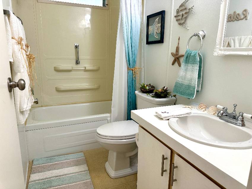 3811 Sunset Dr a Ellenton, FL Mobile or Manufactured Home for Sale