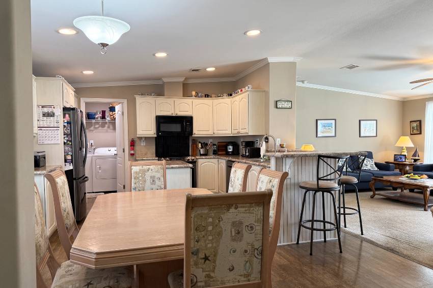 7407 Westwood Dr a Ellenton, FL Mobile or Manufactured Home for Sale