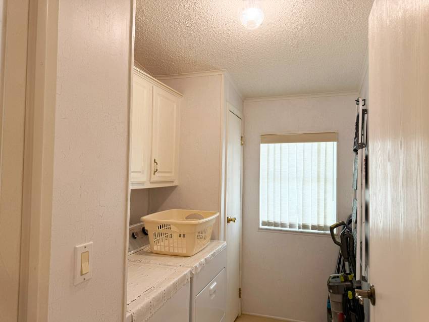 242 Gardenia Lane a Parrish, FL Mobile or Manufactured Home for Sale