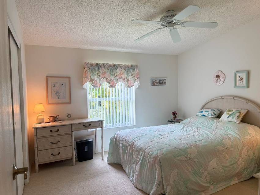 242 Gardenia Lane a Parrish, FL Mobile or Manufactured Home for Sale