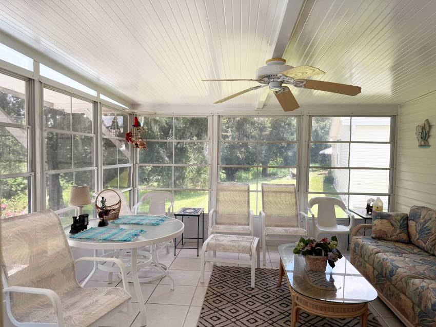 242 Gardenia Lane a Parrish, FL Mobile or Manufactured Home for Sale