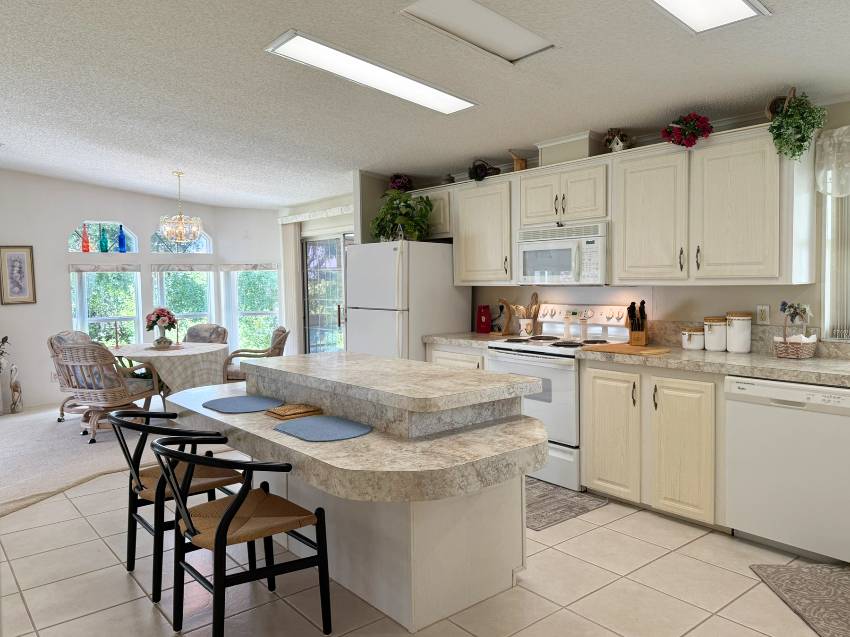 242 Gardenia Lane a Parrish, FL Mobile or Manufactured Home for Sale