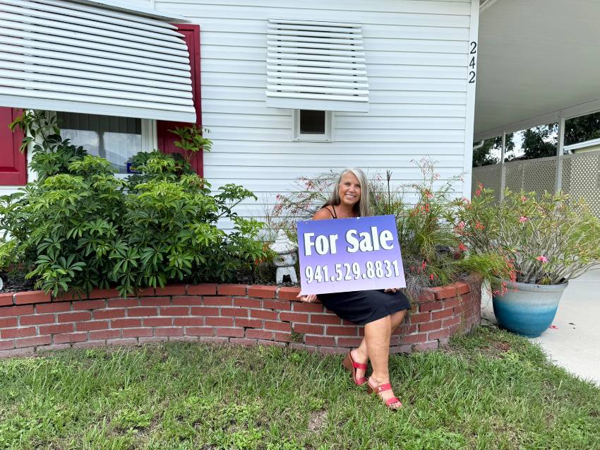 Mobile home for sale in Parrish, FL