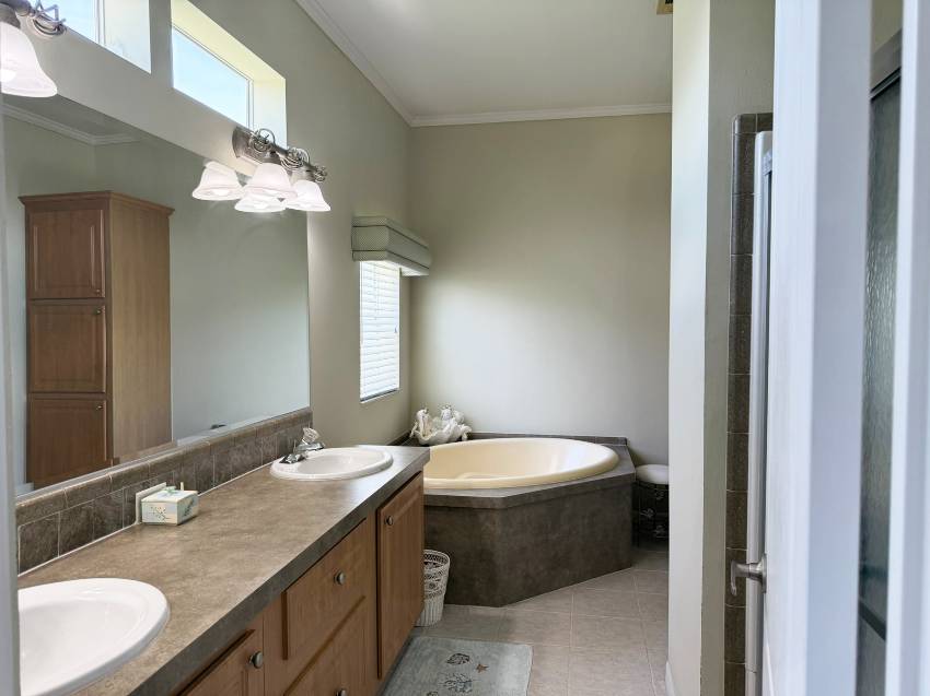 153 Juniper Trace a Parrish, FL Mobile or Manufactured Home for Sale