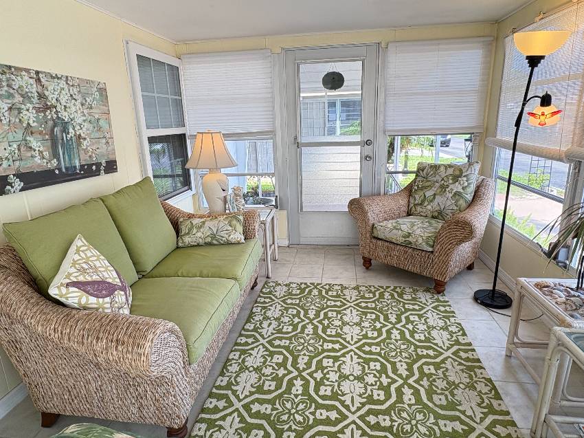 385 Sanibel St a Nokomis, FL Mobile or Manufactured Home for Sale