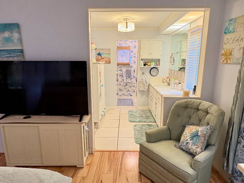 385 Sanibel St a Nokomis, FL Mobile or Manufactured Home for Sale