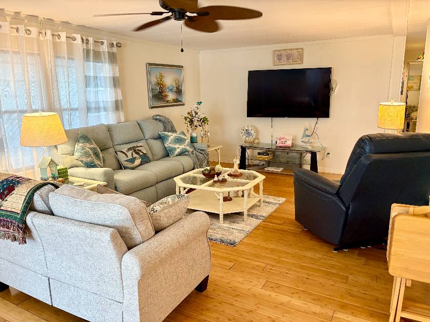 385 Sanibel St a Nokomis, FL Mobile or Manufactured Home for Sale