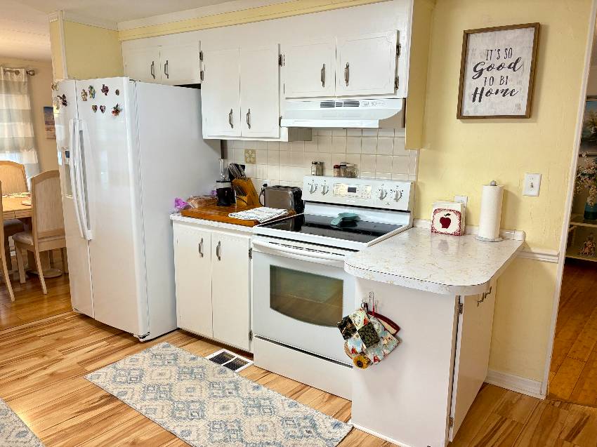 385 Sanibel St a Nokomis, FL Mobile or Manufactured Home for Sale