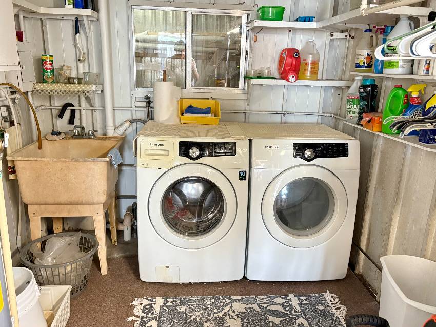 385 Sanibel St a Nokomis, FL Mobile or Manufactured Home for Sale